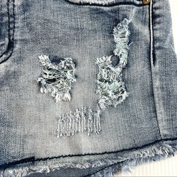 Indigo Rein Forever Distressed Denim Shorts. Sz 3 - Picture 4 of 11